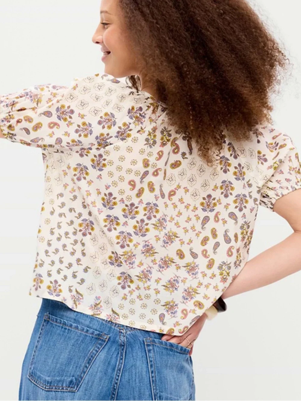 Old Navy lightweight cream